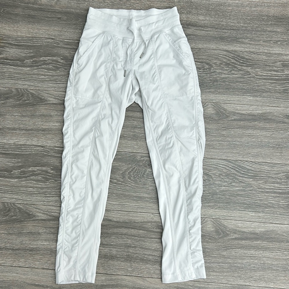 Lululemon dance studio pant slim leg size 4